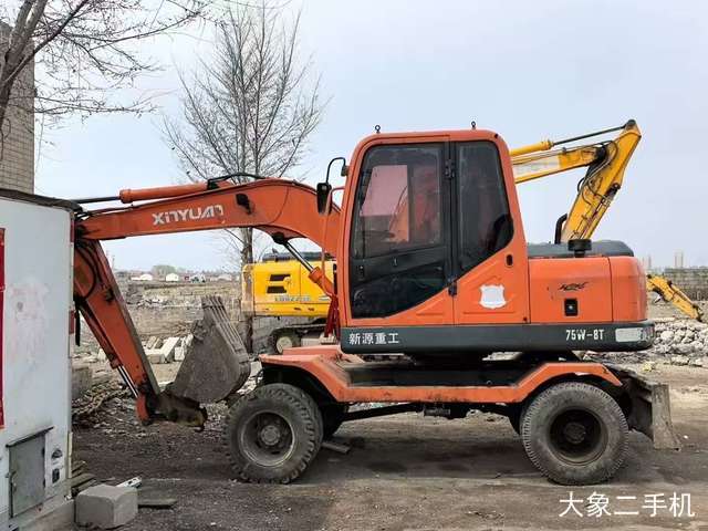 新源 XY65W-8 挖掘机