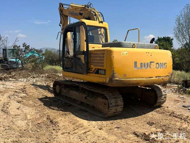 柳工 CLG915D 挖掘机