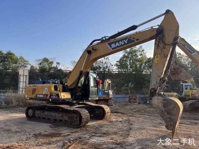 三一重工 SY205C-9 挖掘机