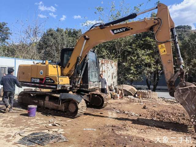 三一重工 SY115C-9 挖掘机