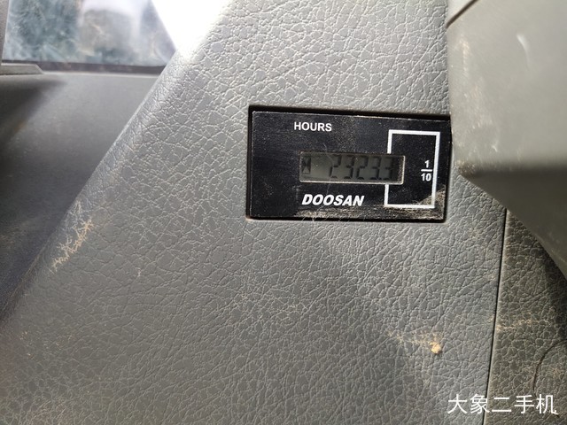 斗山 DX260LC-9C 挖掘机