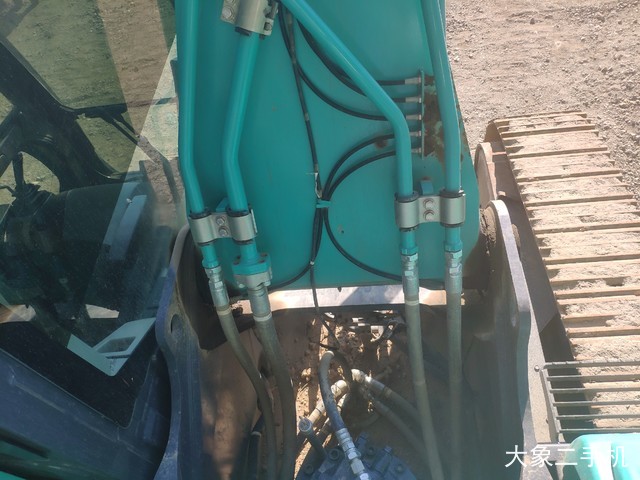 神钢 SK330-10 挖掘机