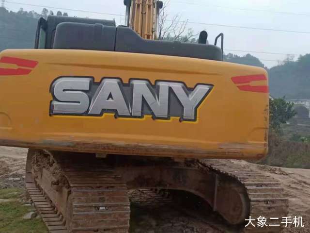 三一重工 SY200C 挖掘机