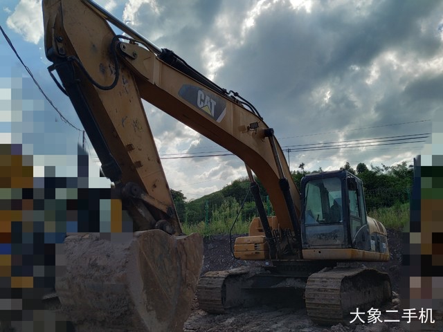 卡特彼勒 329D 挖掘机