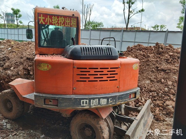 远山机械 YS765-8 挖掘机