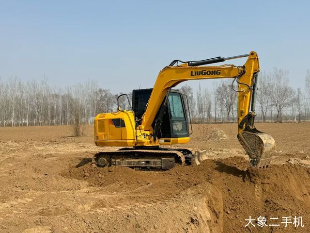 柳工 CLG9075E 挖掘机