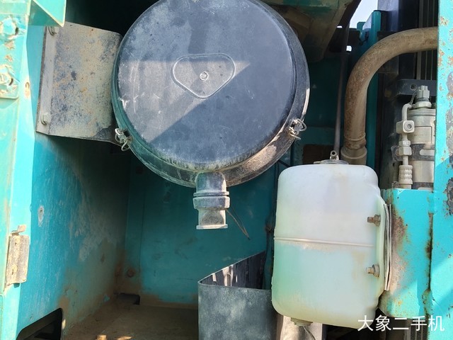 神钢 SK260LC-8 挖掘机