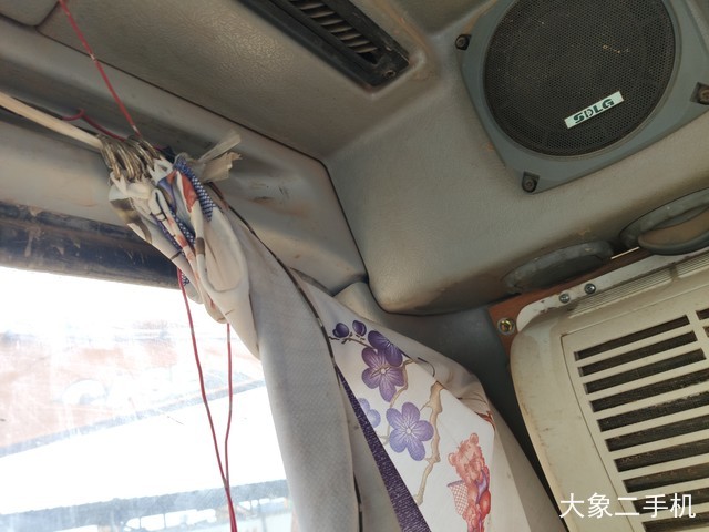 山东临工 LG6150 挖掘机