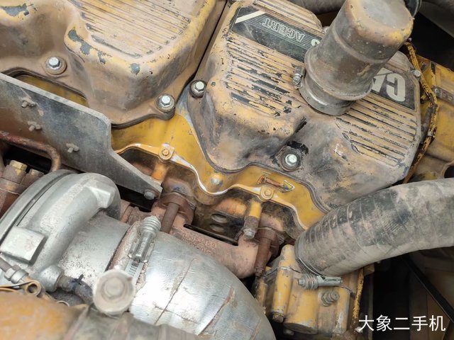 卡特彼勒 374DL 挖掘机