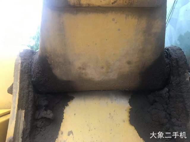 小松 PC200-8 挖掘机