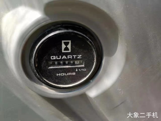 神钢 SK130-8 挖掘机