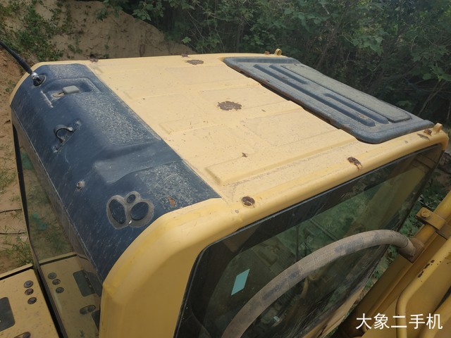 小松 PC220-8 挖掘机