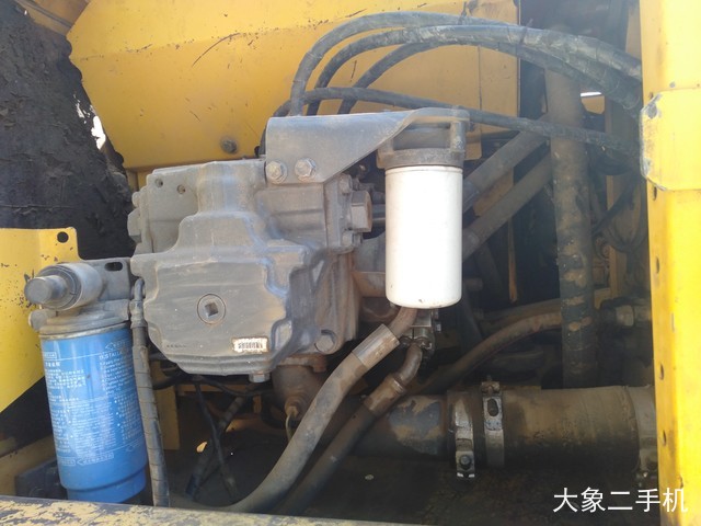 小松 PC240LC-8 挖掘机