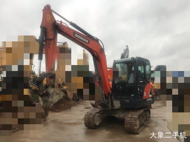 斗山 DX55-9C 挖掘机