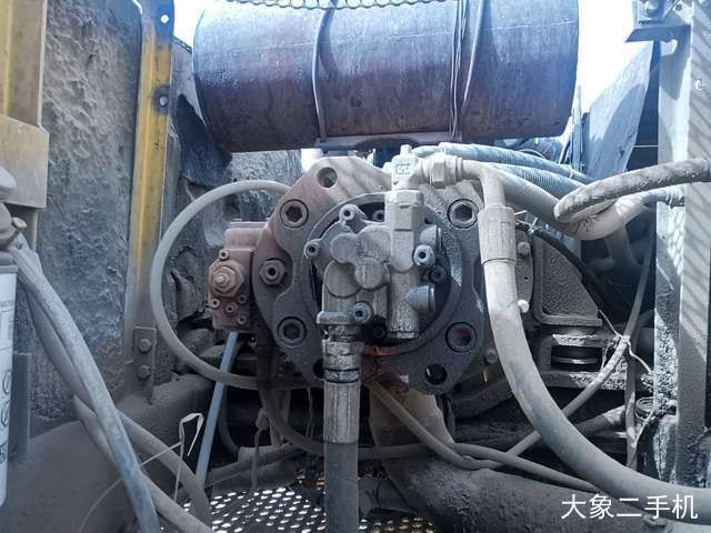 加藤 HD820 挖掘机