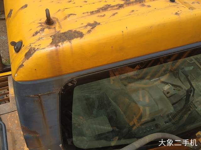 三一重工 SY235C-8 挖掘机