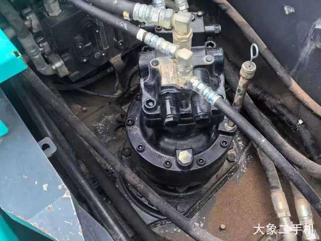 神钢 SK200-10 挖掘机