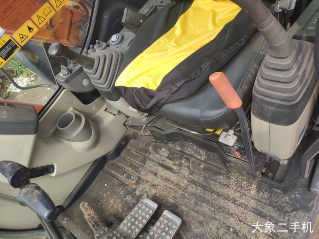 日立 ZX70-5G 挖掘机