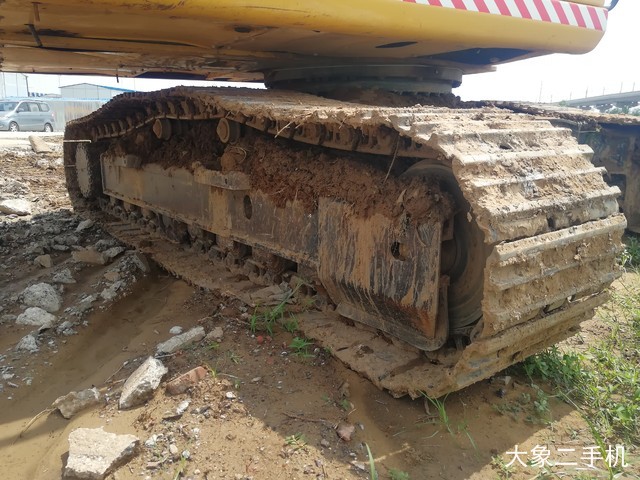 小松 PC220-8M0 挖掘机