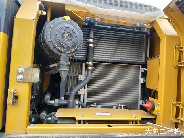 徐工 XE135D 挖掘机