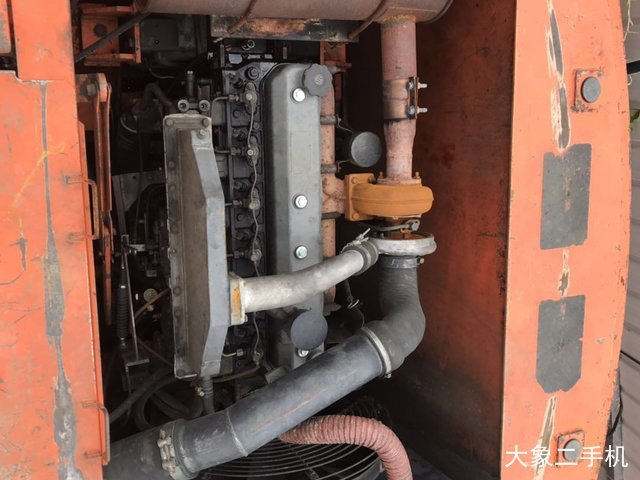 斗山 DH220-5 挖掘机