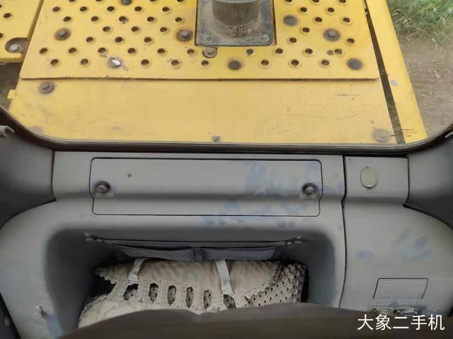 沃尔沃 EC210B 挖掘机