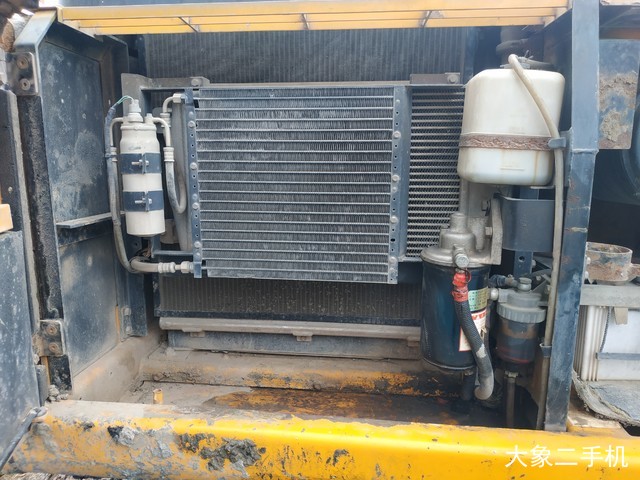 加藤 HD820E 挖掘机