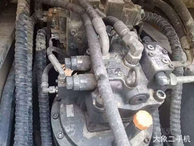 徐工 XE370D 挖掘机