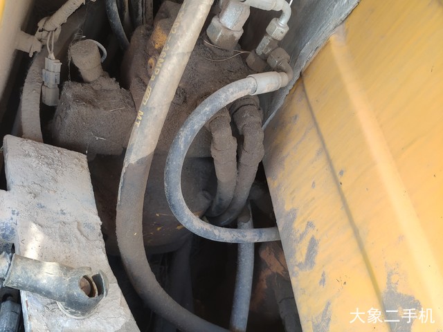 山东临工 LG660 挖掘机