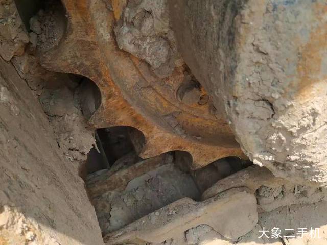 三一重工 SY215C 挖掘机