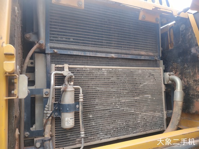 沃尔沃 EC210BLC 挖掘机