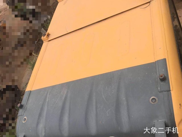 沃尔沃 EC210BLC 挖掘机