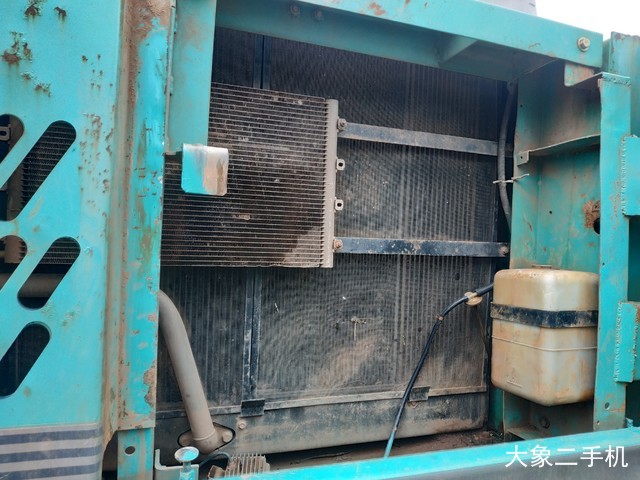 神钢 SK350LC-8 挖掘机