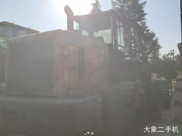 山工 SEM655D 装载机