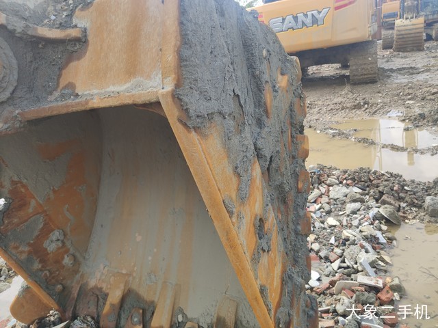 斗山 DX215-9C 挖掘机