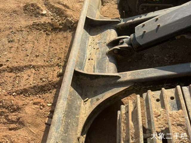 三一重工 SY75C-10 挖掘机