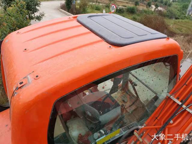 斗山 DX75-9C 挖掘机