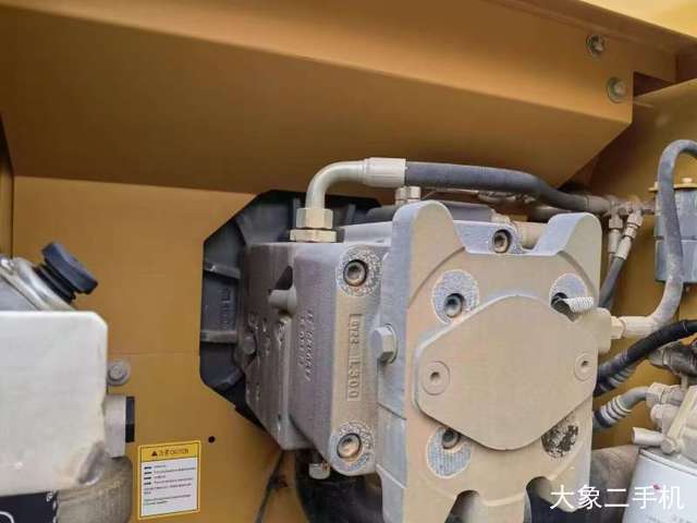 三一重工 SY215C 挖掘机