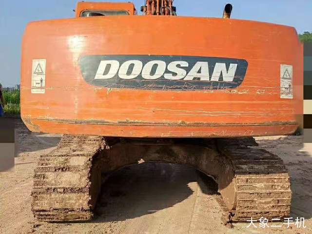 斗山 DH215-7 挖掘机