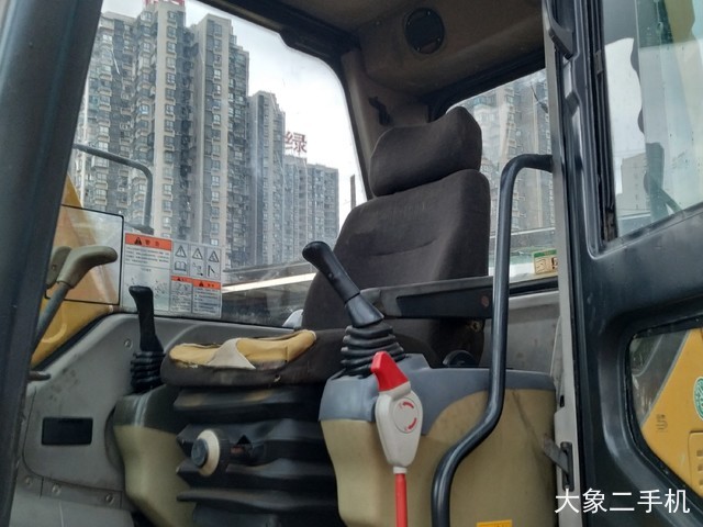 力士德 SC130.7 挖掘机