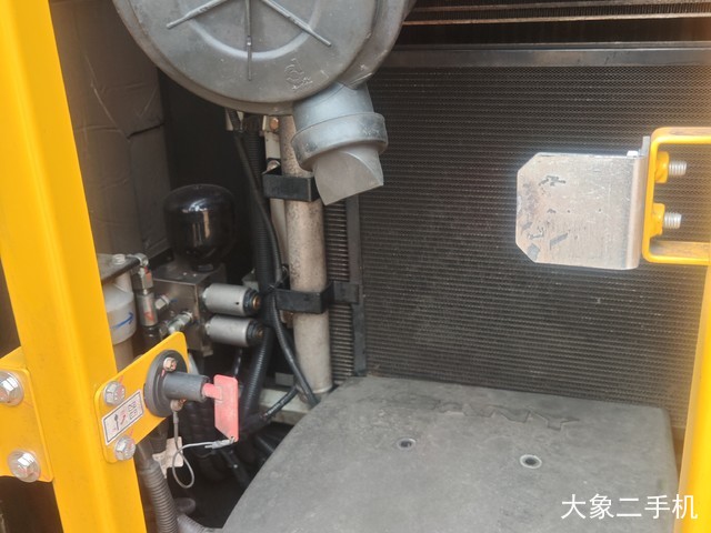 三一重工 SY75C-10 挖掘机