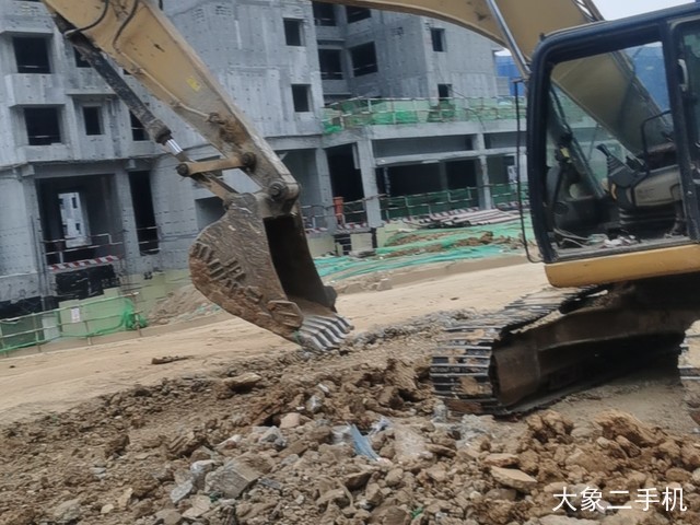 卡特彼勒 320D-E 挖掘机