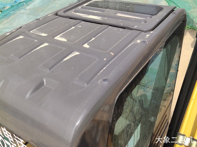 雷沃重工 FR220E 挖掘机