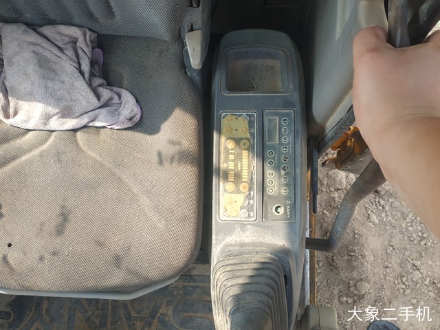 三一重工 SY75C 挖掘机