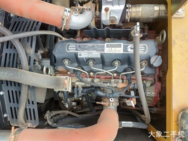 徐工 XE150D 挖掘机