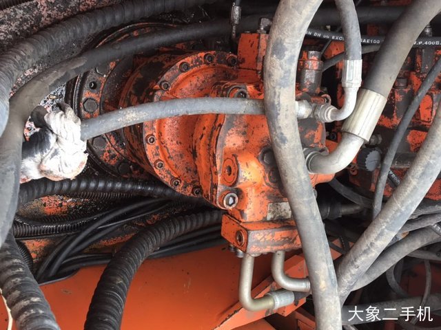 斗山 DH220-5 挖掘机