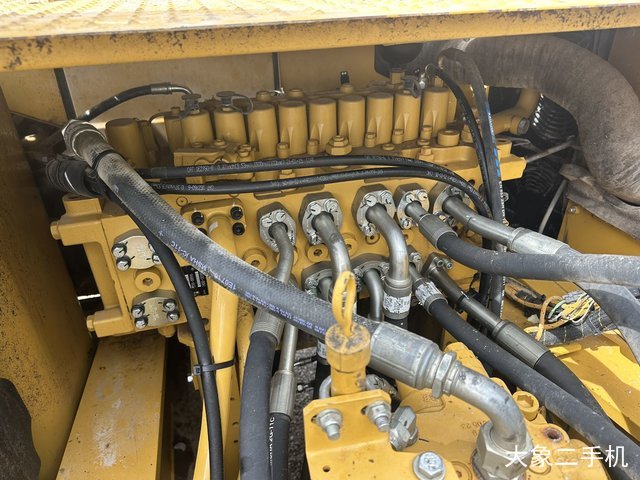 卡特彼勒 326DL 挖掘机