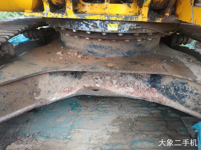 龙工 LG6220D 挖掘机