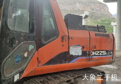 斗山 DH225-7 挖掘机