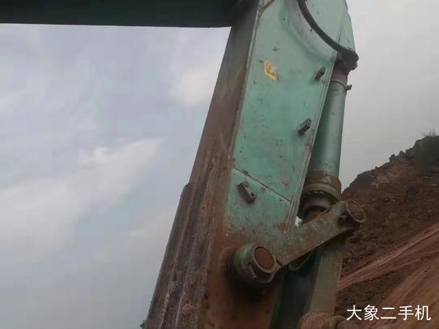 神钢 SK350LC-8 挖掘机